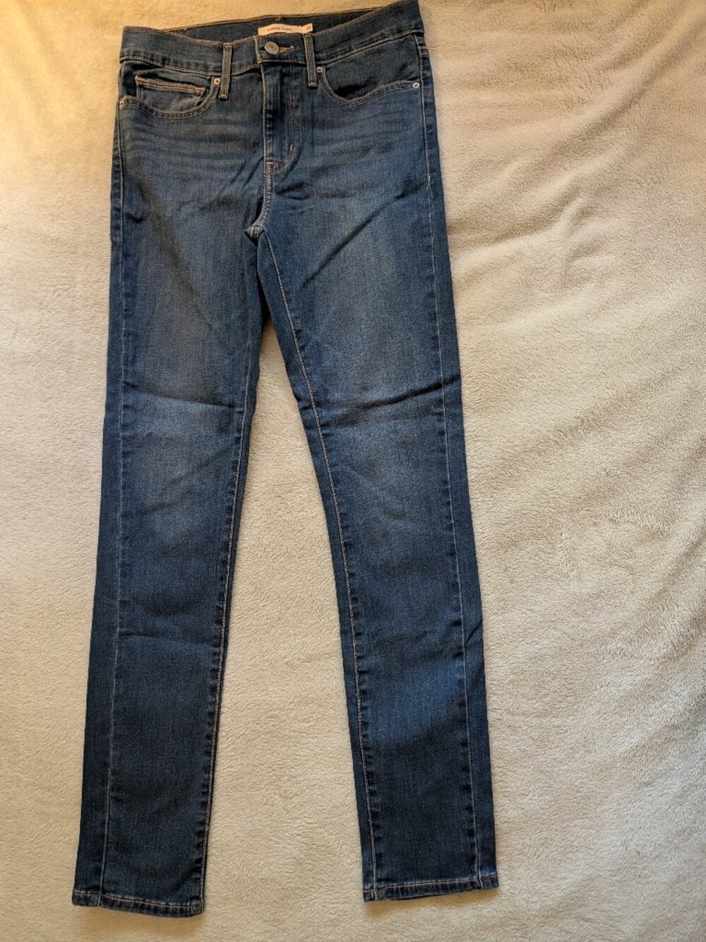 LEVI'S WOMEN'S JEANS 28 Slimming Skinny Long Denim Pants Blue Straight Leg